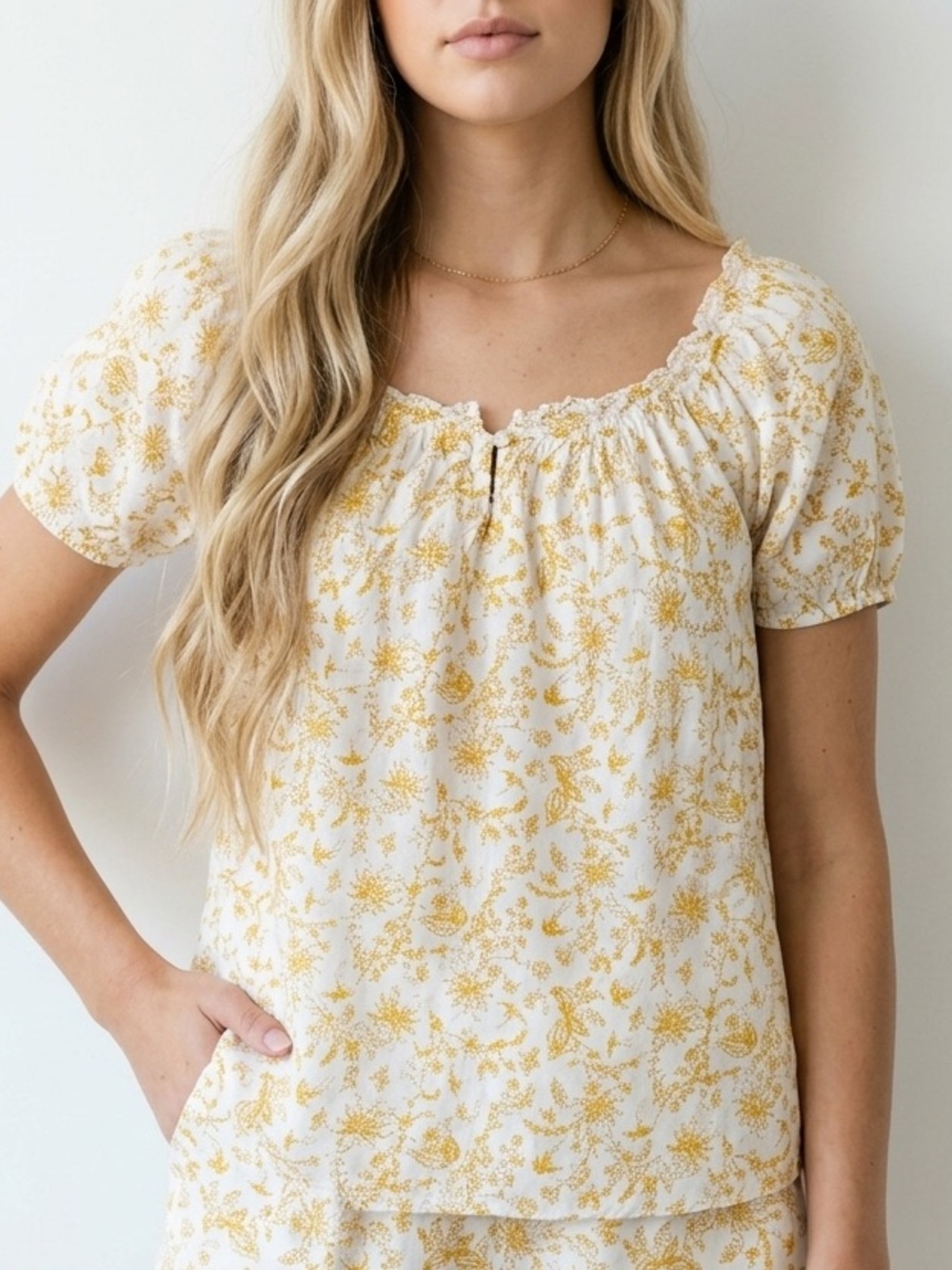 Hinge yellow and white floral Cottagecore boho peasant-style blouse